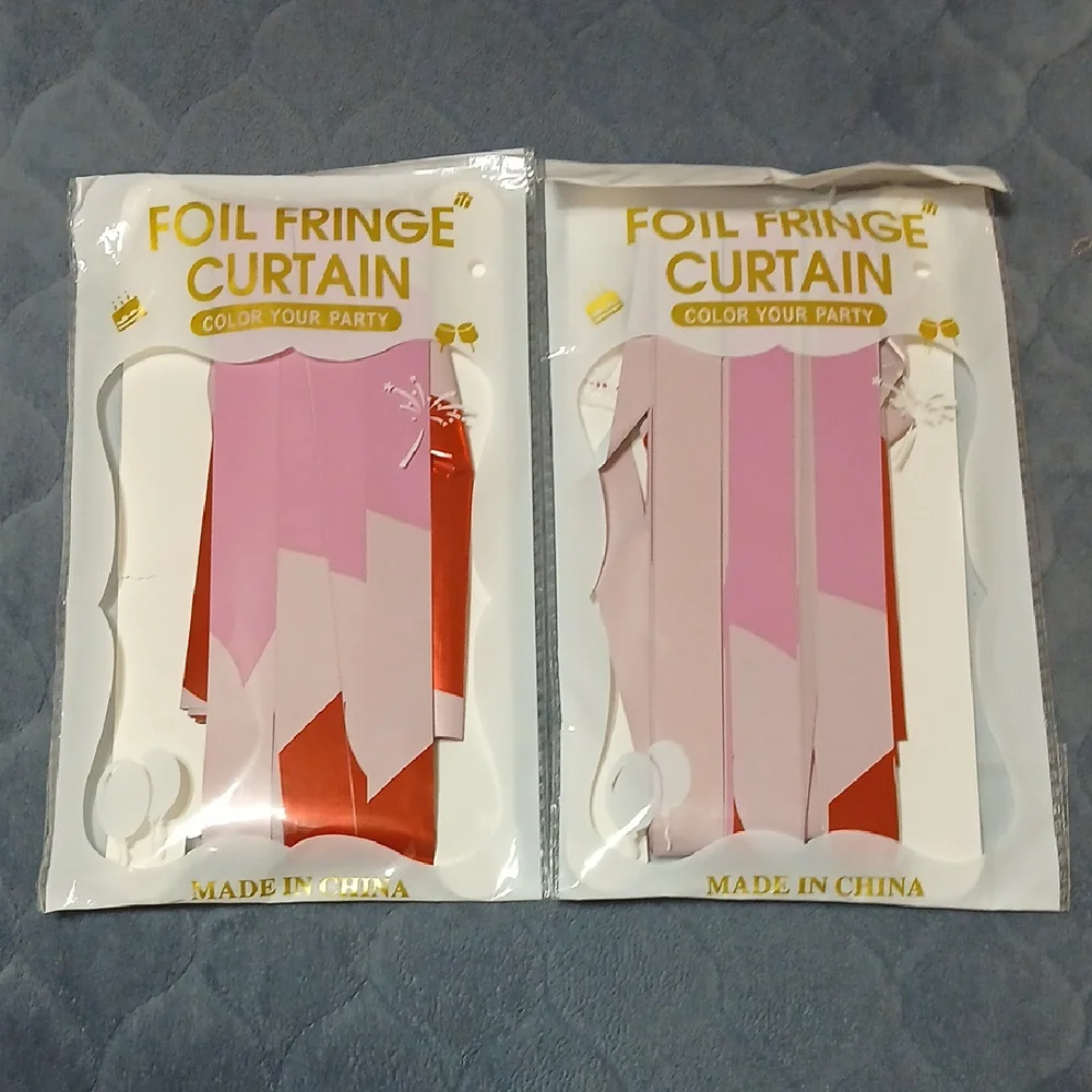 2 Foil Fringe Curtains in Pink and Red